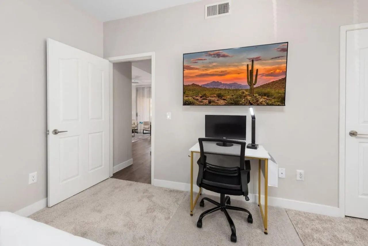 Ferienwohnung Chic 2Br - Scottsdale, Pet-Friendly, Sunrise Peak Apartment